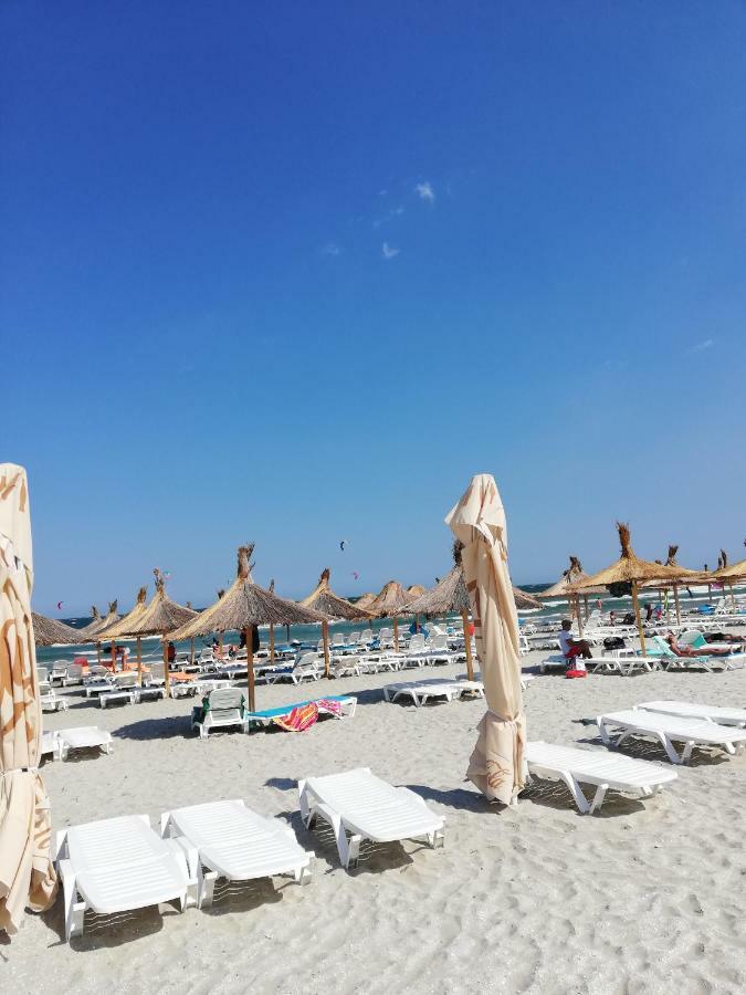 Beach View Apartment Нэводари Экстерьер фото